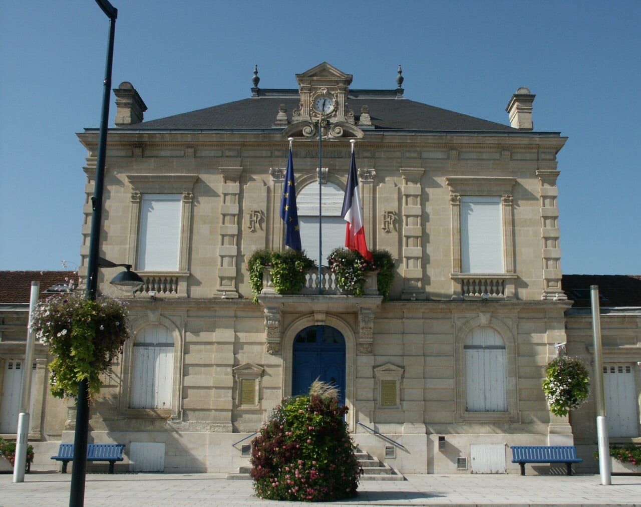 La mairie de Floirac (Gironde, France)