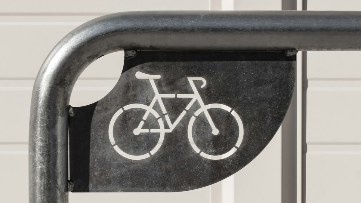 bicycle parking logo